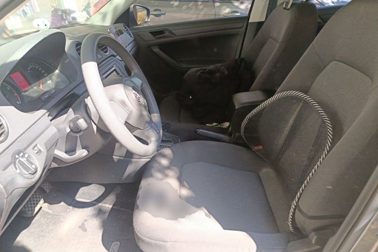 Used Volkswagen Jetta 2015 Value Edition 1.6L Automatic Fashion Version
