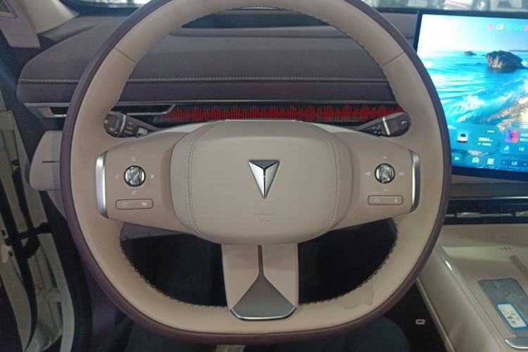 Used Deepal S07 2026 230Ultra with Huawei Qiankun ADS SE Edition Steering Wheel