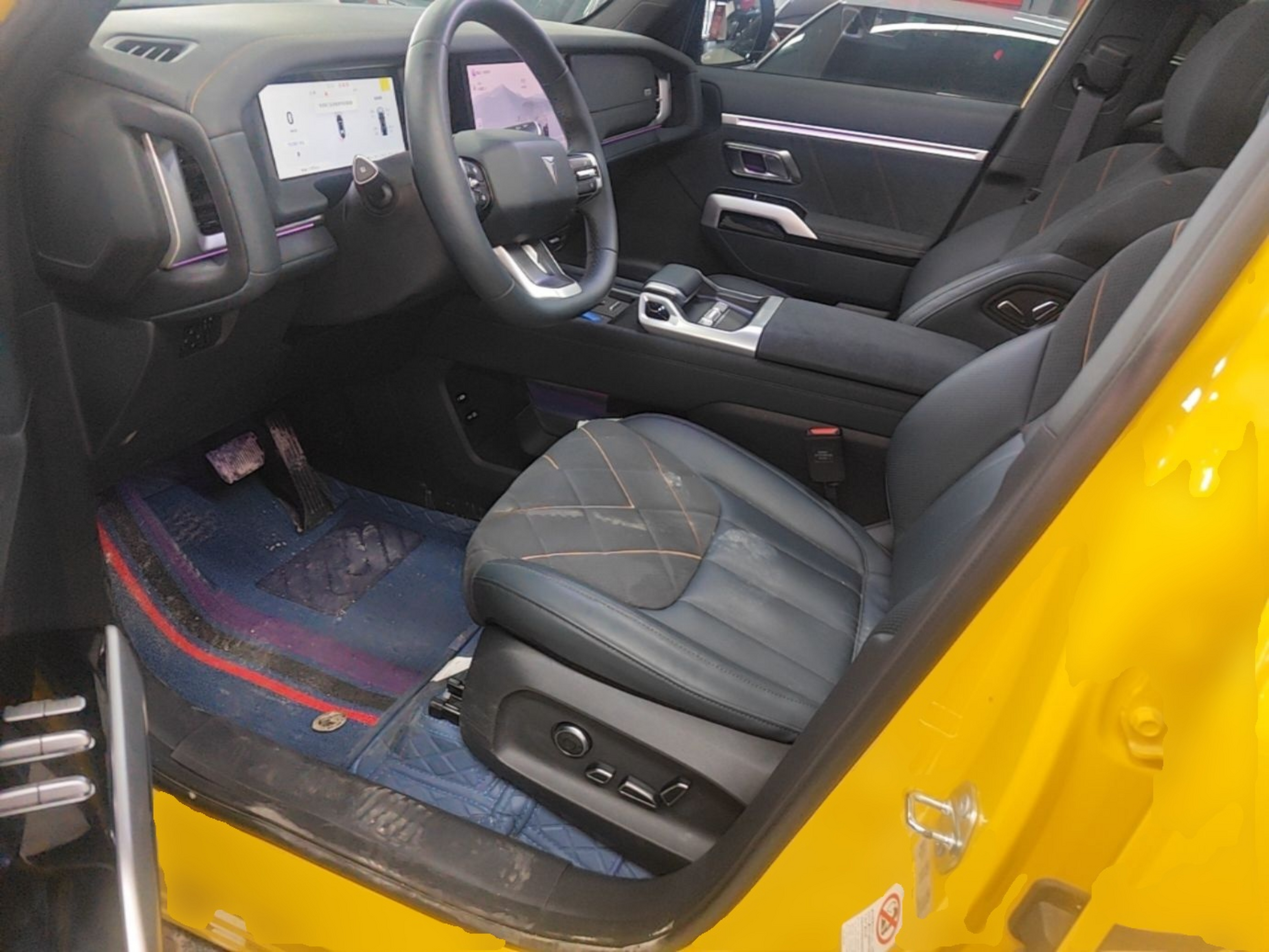 Interior delantero