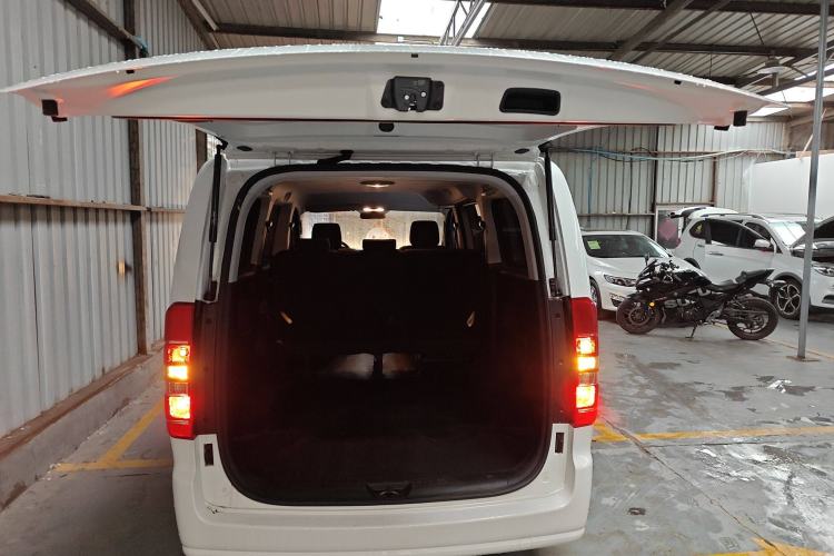 Used JAC Refine M3 2023 PLUS 1.5T 5/7-seat Classic Edition