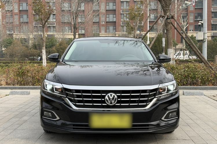 Used Volkswagen Passat 2019 280TSI Business Edition China VI Exterior 4