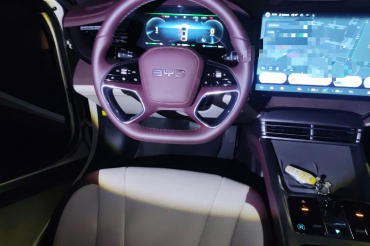 Used BYD Seal 2023 DM-i 1.5L 121km Prestige Model