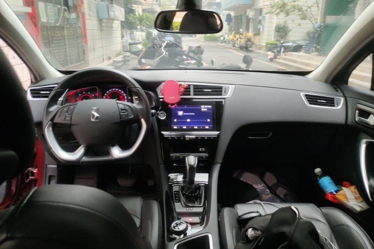 Used DS 6 2018 30THP Prestige Edition
