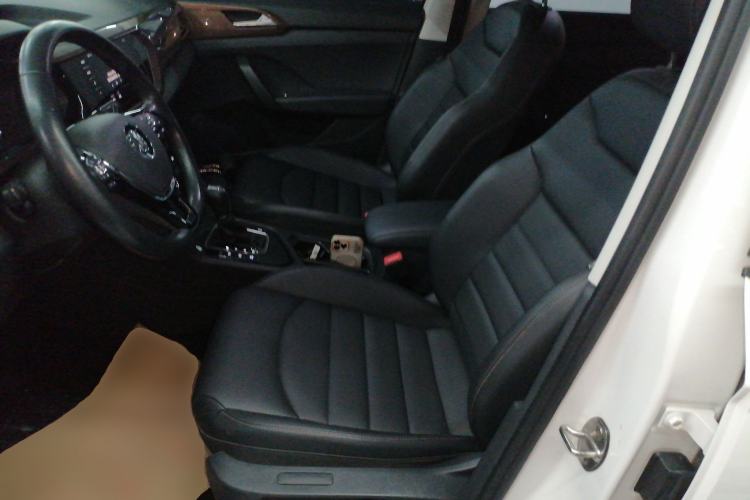 Used Volkswagen Tharu 2020 280TSI Two-Wheel Drive Luxury Plus Version China VI Standard
