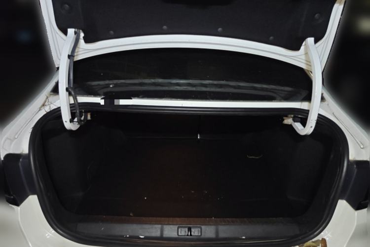 Used Peugeot 308 2016 1.6L Automatic Fashion Edition Trunk