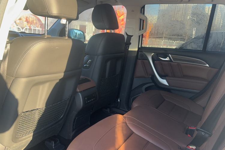 Used Haval H9 2017 2.0T Gasoline 4x4 Premium 5-Seater
