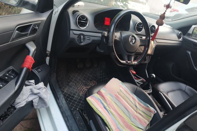 Used Volkswagen Jetta 2017 1.4L Manual Fashion Edition
