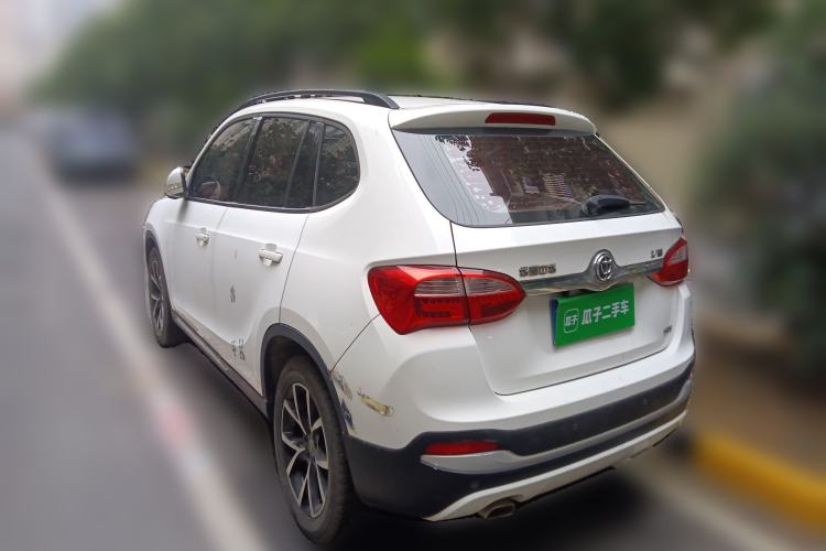 Used Brilliance V5 2014 1.5T Manual Two-Wheel Drive Sport Model
