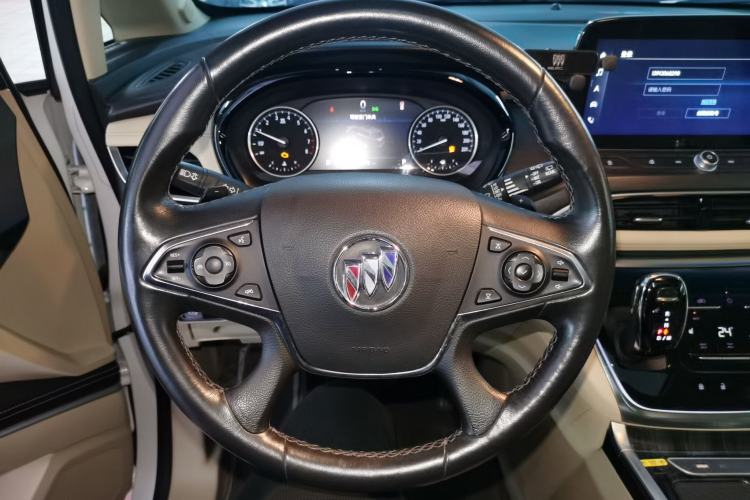 Used Buick GL8 2023 Land Executive Class Deluxe Model
