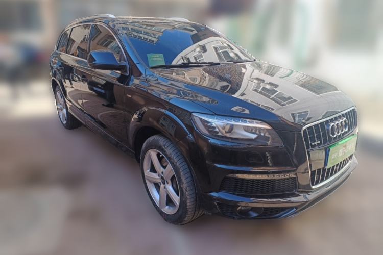 Used Audi Q7 2014 35 TFSI Sport Edition Front Right 45 Deg