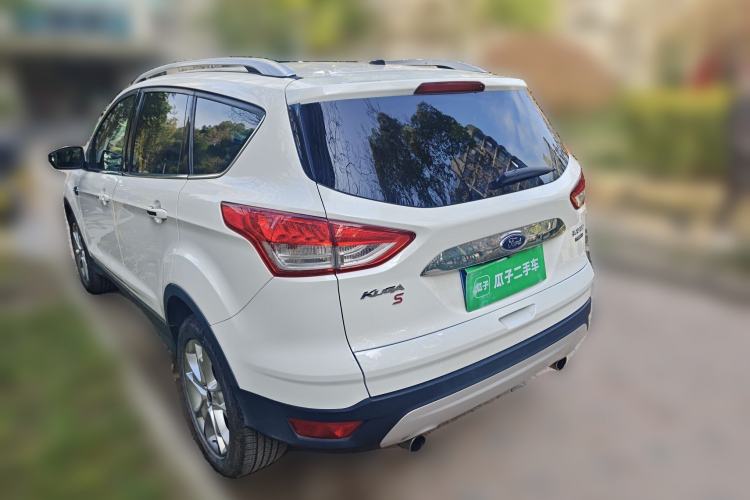 Used Ford Kuga 2015 2.0L GTDi Four-Wheel-Drive Sport Model