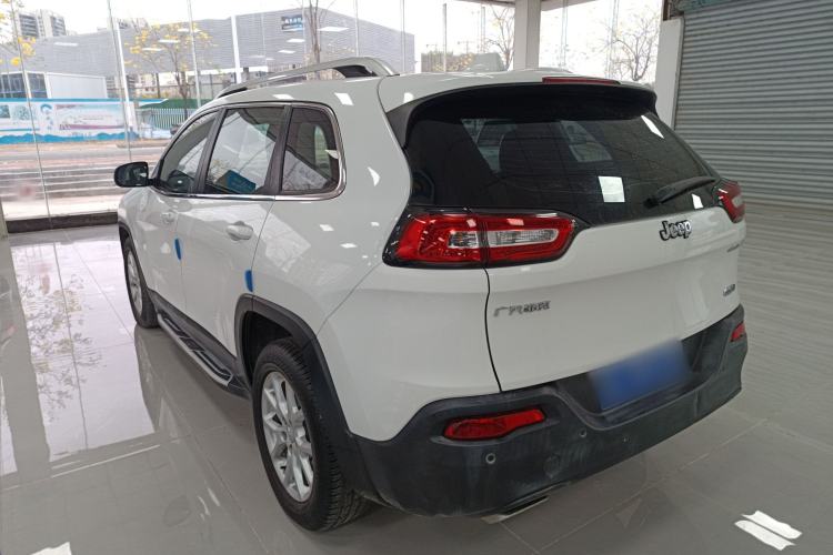 Used Jeep Cherokee 2016 2.4L Leading Edition