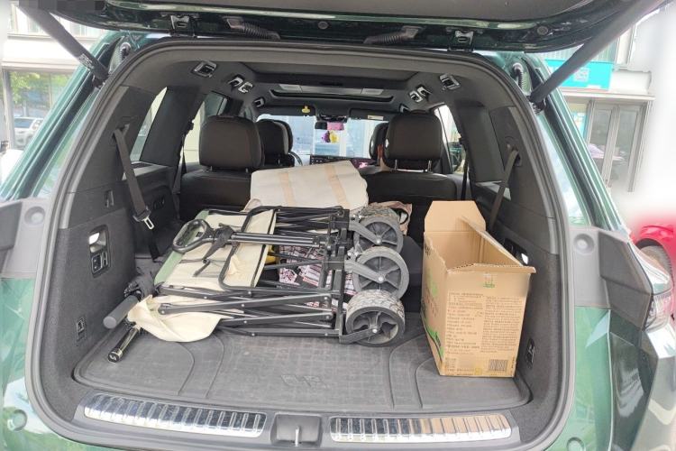 Used Li Auto L9 2022 Max model
