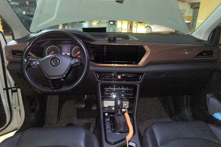 Used Volkswagen Tharu 2021 280TSI Two-Wheel Drive Comfort Edition Center Console