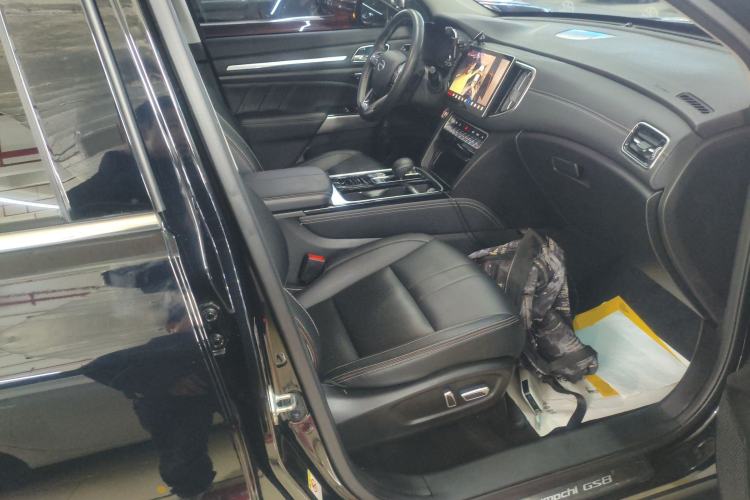 Used GAC Trumpchi GS8 2020 390T Two-Wheel Drive Luxury Smart Connectivity Commemorative Edition (7 Seats)
