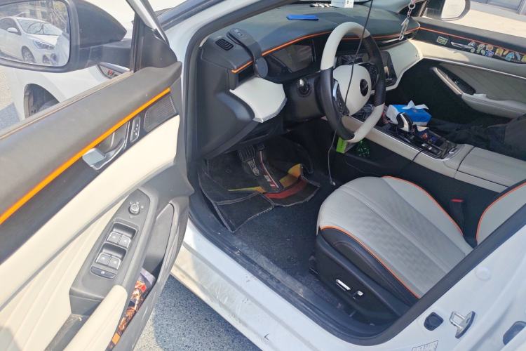 Used Dongfeng Aeolus Yixuan MAX 2023 1.5T Super Cool Trendy Dad Edition
