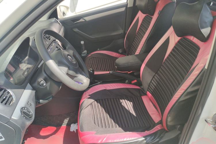 Used Volkswagen Jetta 2015 Zhuihui Edition 1.6L Manual Comfort Model