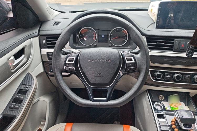 Used FORTHING T5 2022 Mach Edition 1.5T DCT High-Performance Five-Seater
