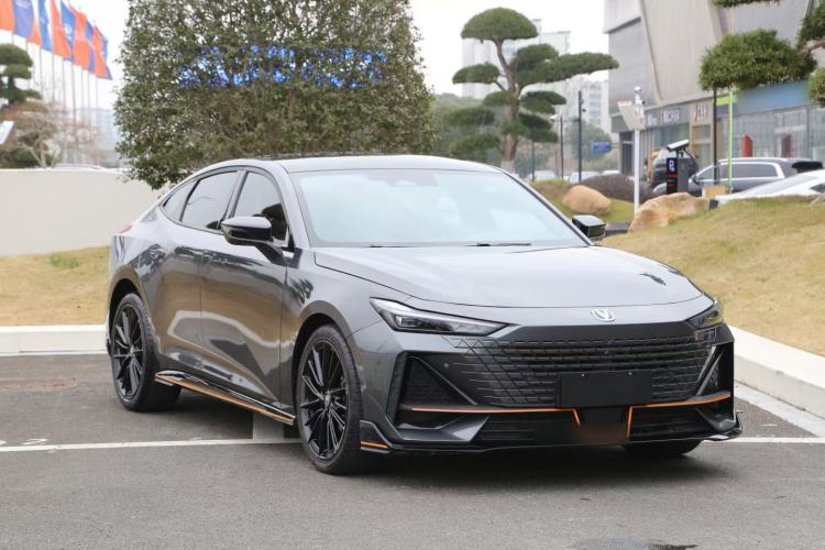 Used Changan UNI-V 2023 1.5T Sport Edition