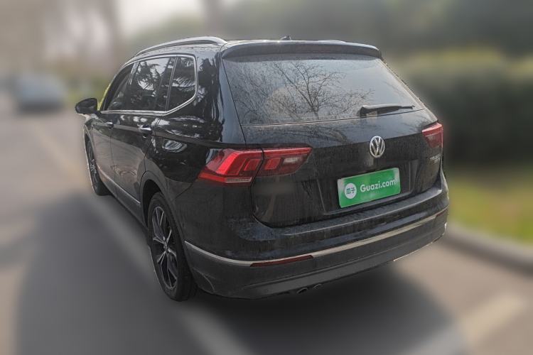Used Volkswagen Tiguan L 2019 330TSI Automatic Two-Wheel Drive Smart Luxury Version China V Emission Standard
