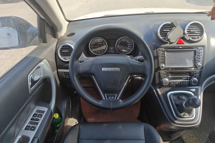 Used Haval H6 2016 Upgraded Model 1.5T Manual Two-Wheel Drive Urban Version