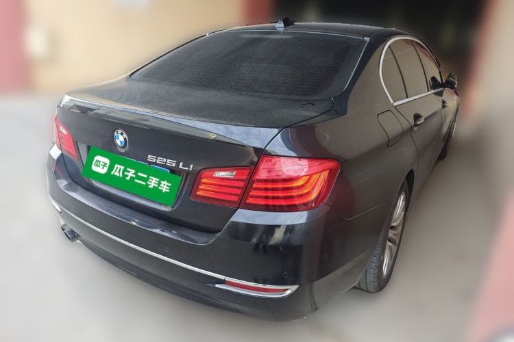 Used BMW 5 Series 2014 525Li Luxury Design Package
