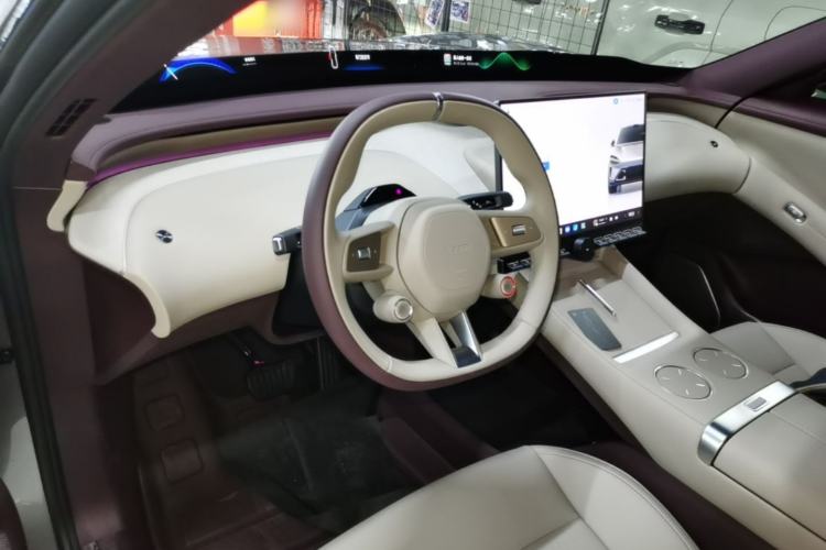 Used Xiaomi Auto YU7 2025 Ultra-Long Range Rear-Wheel Drive Version
