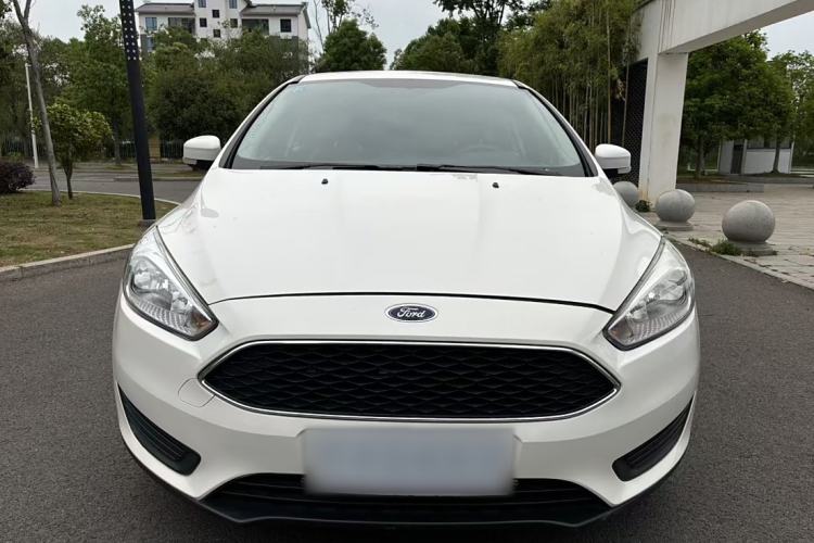 Used Ford Focus 2018 Hatchback Classic 1.6L Automatic Comfort Plus SmartDrive Edition
