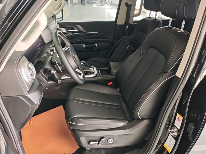 Used Tank 300 2021 Off-Road Edition 2.0T Conqueror — 14