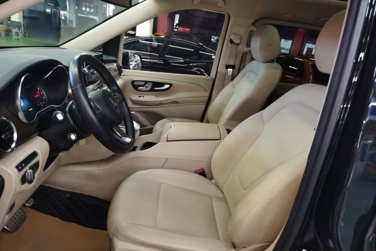 Used Mercedes-Benz V-Class 2020 V 260 L Long-wheelbase Luxury Edition