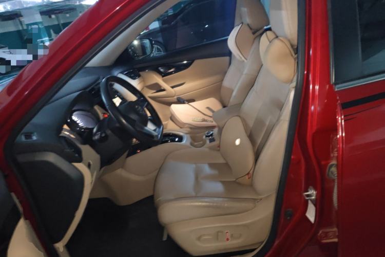 Used Nissan X-Trail 2017 2.5L CVT Luxury Edition 4WD
