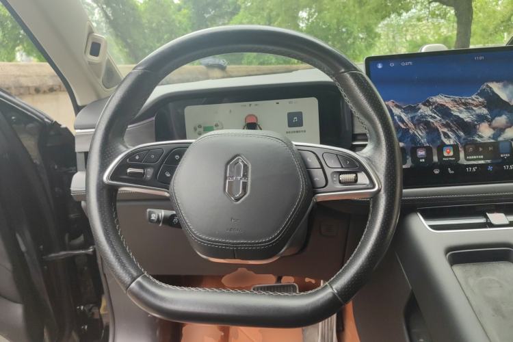 Used Hima AITO M5 2022 Range-Extended Rear-Drive Standard Version Steering Wheel