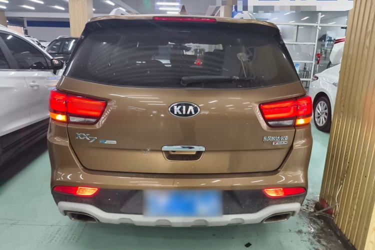 Used Kia KX7 2017 2.0T Automatic Two-Wheel Drive GLS 7-Seater
