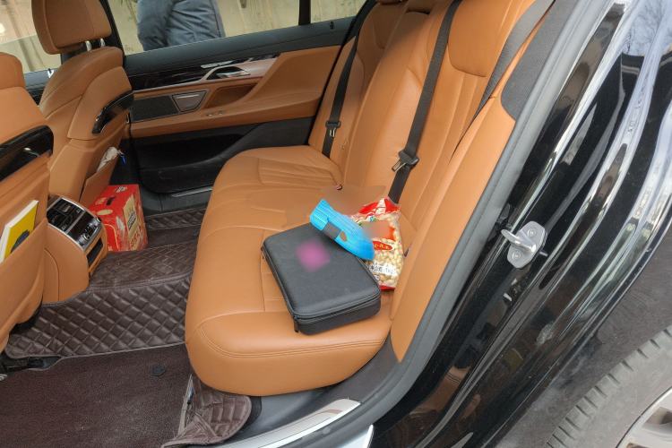 Used BMW 7 Series 2018 730Li Leading Model M Sport Package Left Rear Seat