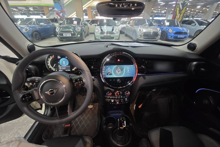 Used MINI MINI 2022 2.0T COOPER S Artist Five-Door Edition