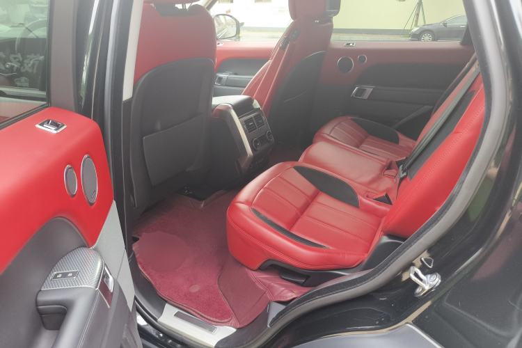 Used Land Rover Range Sport 2021 3.0 L6 YAO Black Edition
