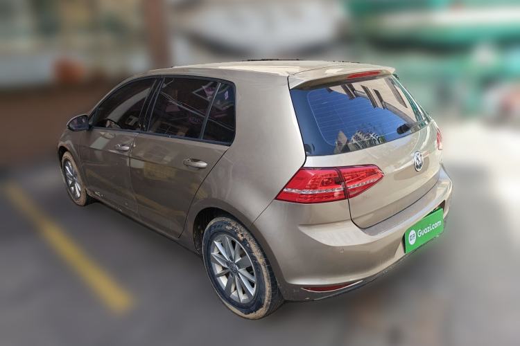Used Volkswagen Golf 2016 1.6L Automatic Fashion Model
