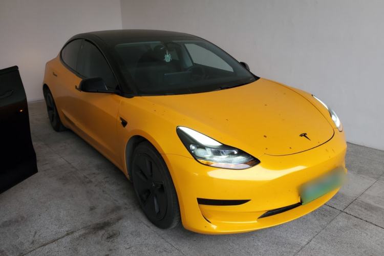 Used Tesla Model 3 2021 Standard Range Rear-Drive Upgraded Version Front Right 45 Deg