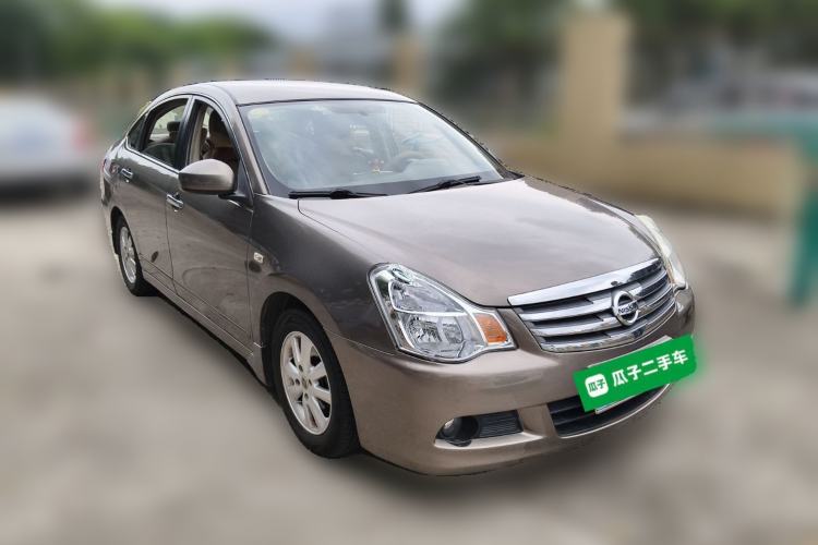 Used Nissan Sylphy 2012 Classic 1.6XE Automatic Comfort Edition Front Right 45 Deg
