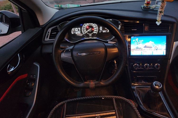 Used Venucia D60 2020 1.6L Entry Manual Comfort Edition
