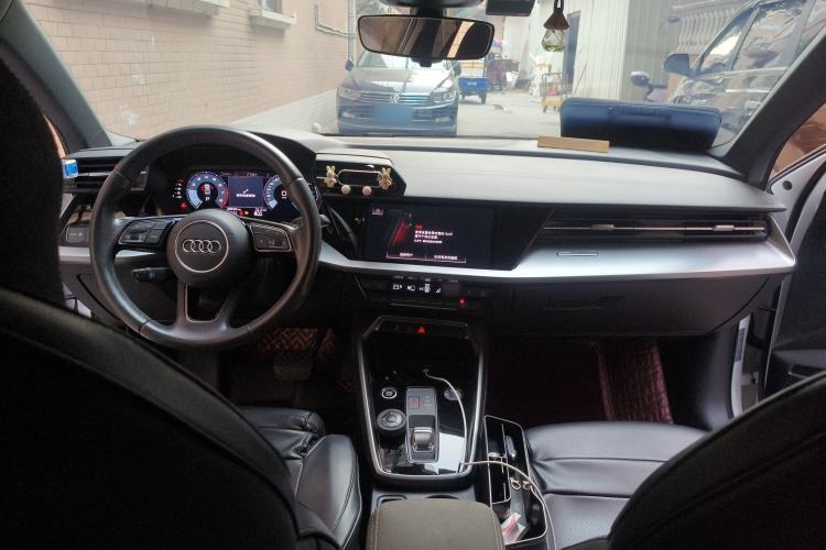 Used Audi A3 2021 A3L Limousine 35 TFSI Progressive Sport Edition Center Console