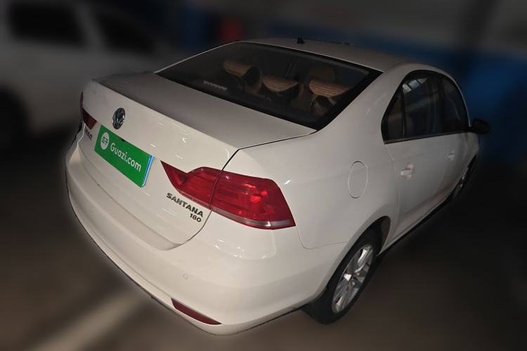 Used Volkswagen Santana 2016 1.6L Automatic Luxury Edition
