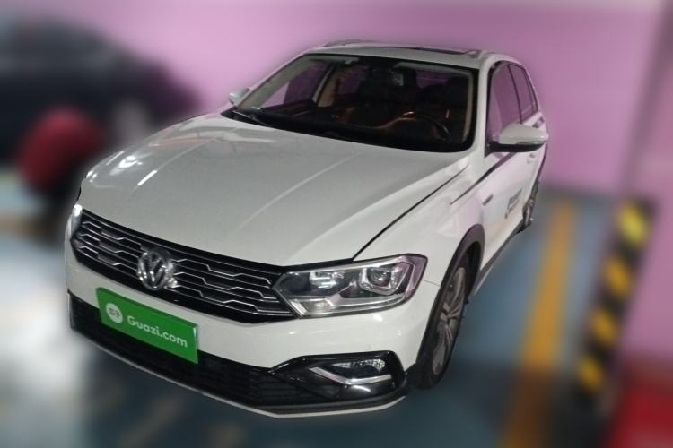 Used Volkswagen C-TREK 2018 230TSI DSG Luxury Version