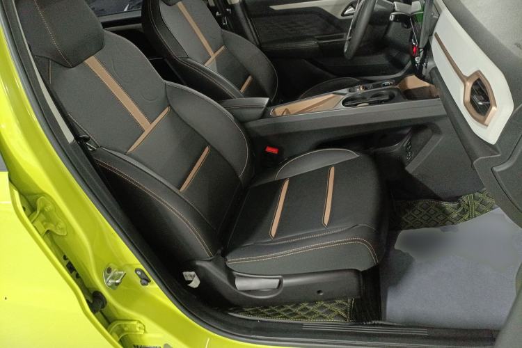 Used JAC Yiwei E10X 2024 Charming Edition 301km Air
