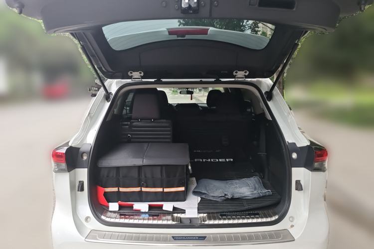 Used Toyota Highlander 2022 Dual-Engine 2.5L 4x4 Elite Edition 7-Seater
