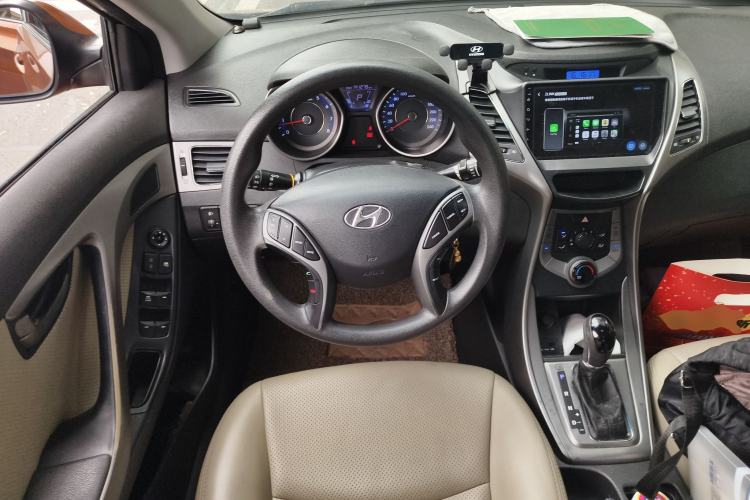 Used Hyundai Elantra (5th Generation / Langdong) 2012 1.6L Automatic Leading Model

