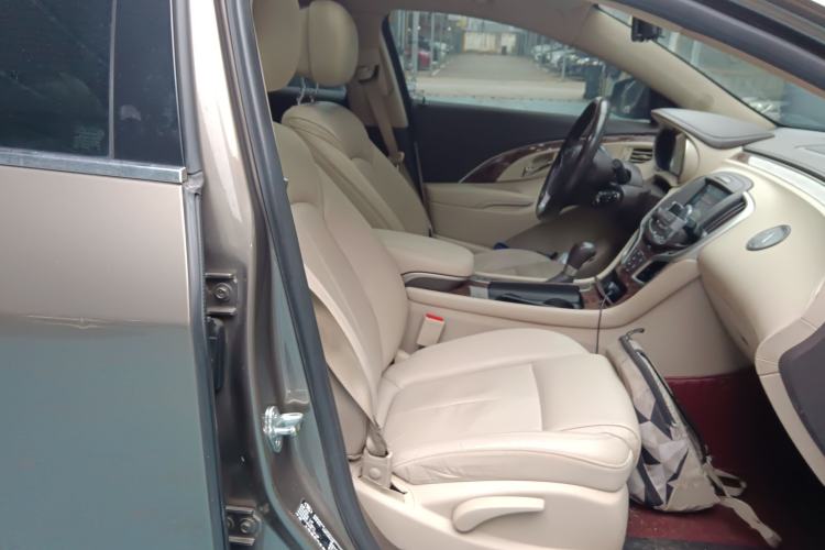 Used Buick LaCrosse 2013 2.4L SIDI Leading Comfort Version
