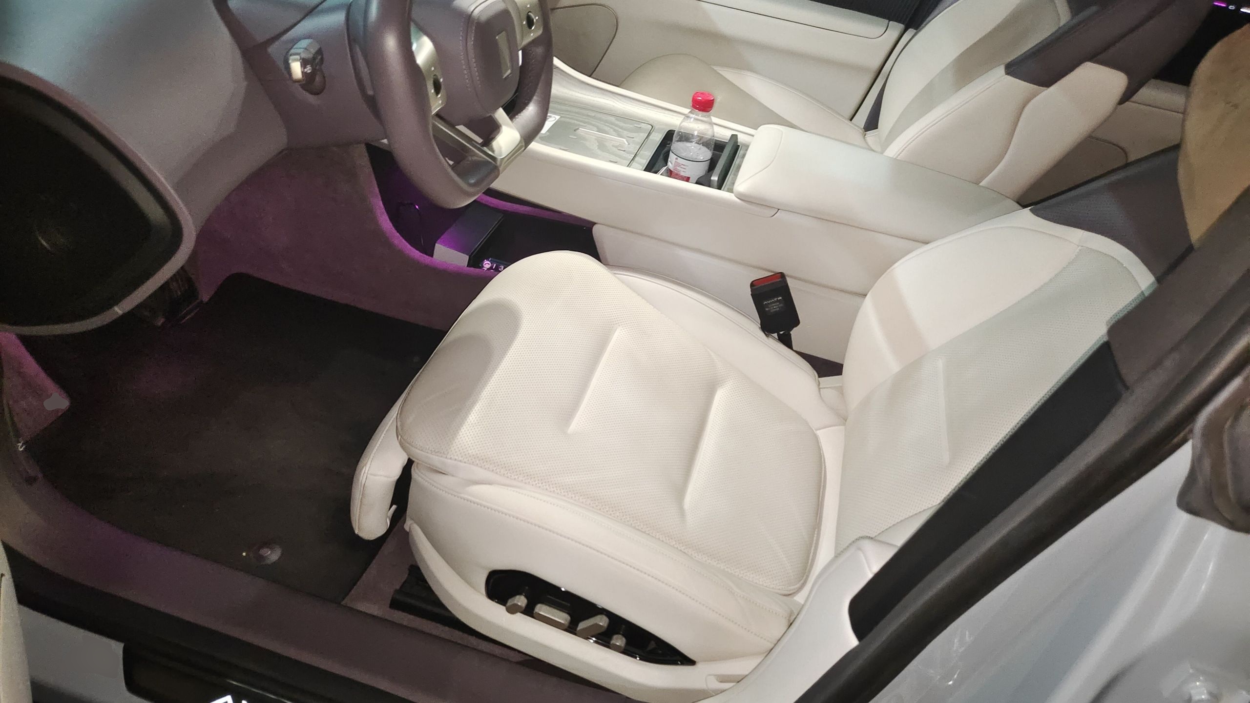 Avatr 12 2023 650 Three-Laser Four-Wheel Drive Performance Edition — снимка 15