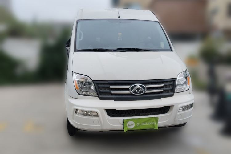 Used SAIC MAXUS Xintu V80 2021 2.0T Manual Classic Aoyuntong 127 PS Mid-axle Mid-roof 6/7/8/9-Seater Front