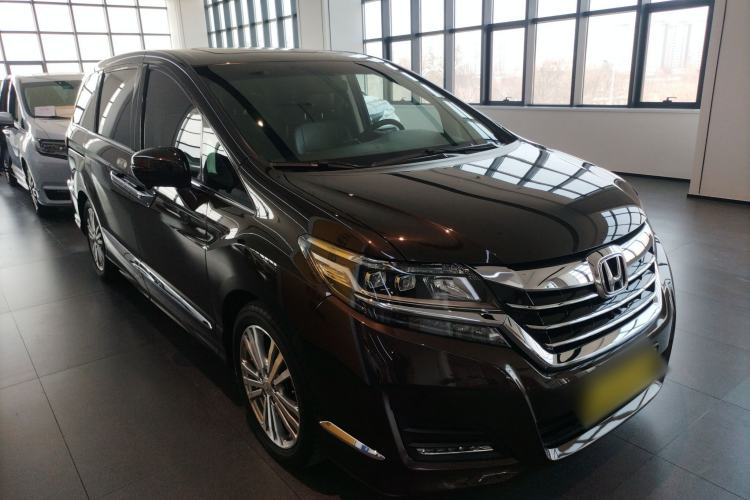 Used Honda Elysion 2016 2.4L Comfort Edition
